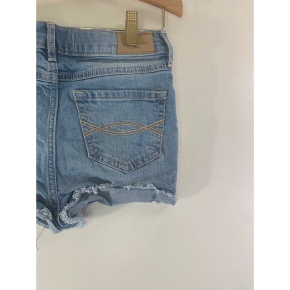 ABERCROMBIE & FITCH Girl’s High Rise Shortie Distressed Jean Shorts /Size: 13/14 - Picture 6 of 7